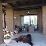 Dennis Bed & Breakfast Mikołajki