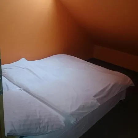 Bed & Breakfast Dennis Mikołajki