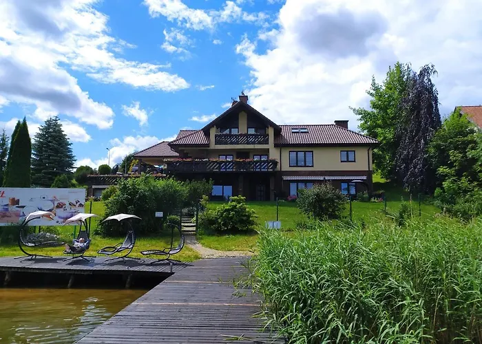 Bed & Breakfast Dennis Mikołajki