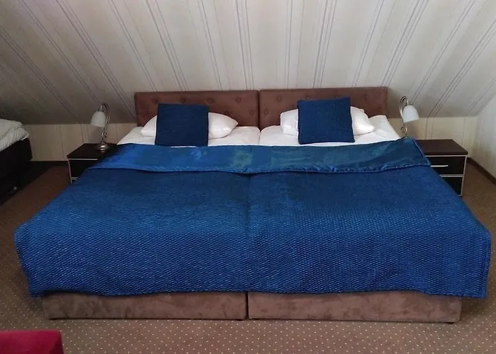 Bed & Breakfast Dennis