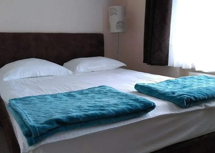 Bed & Breakfast Dennis Mikołajki