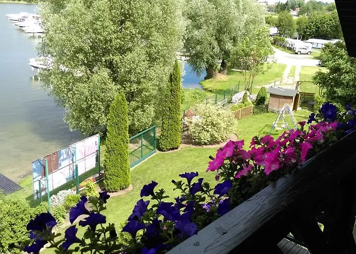 Dennis Миколайки