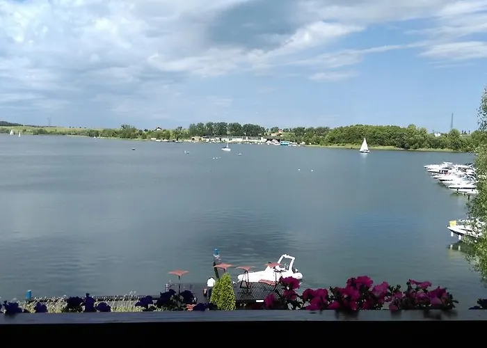 Bed & Breakfast Dennis Mikołajki