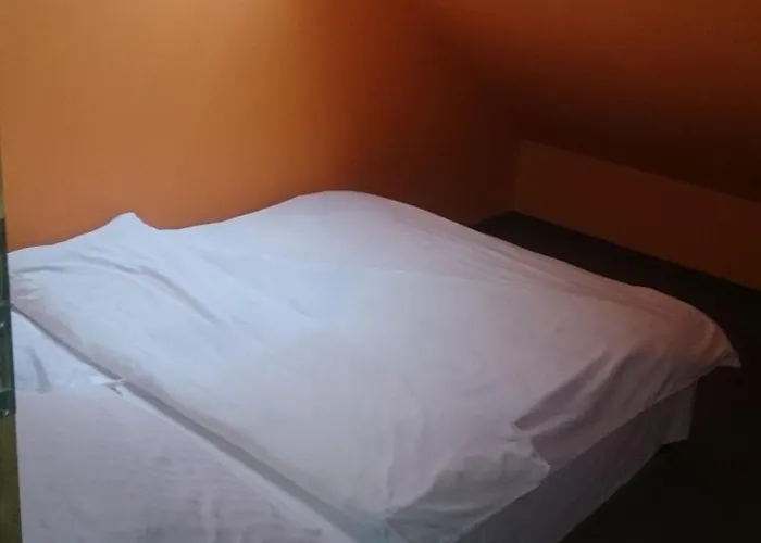 Bed & Breakfast Dennis Mikołajki