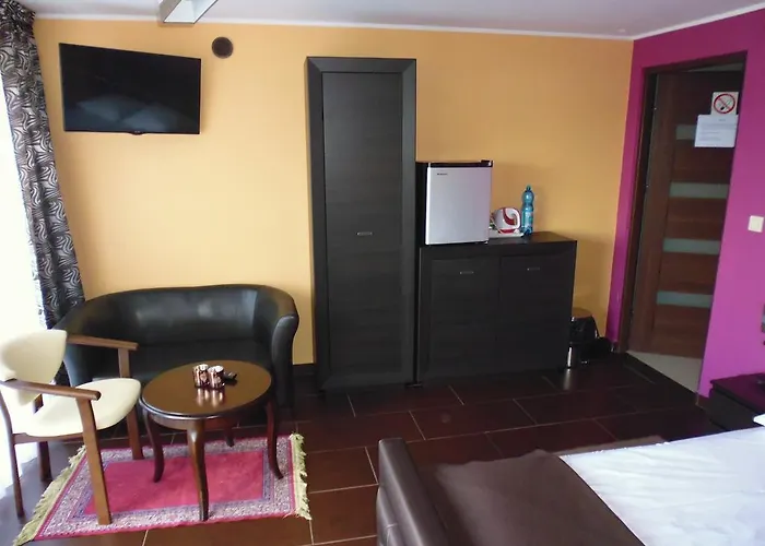 Dennis Bed & Breakfast Mikołajki