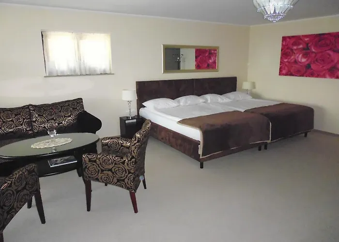 Bed & Breakfast Dennis Mikołajki